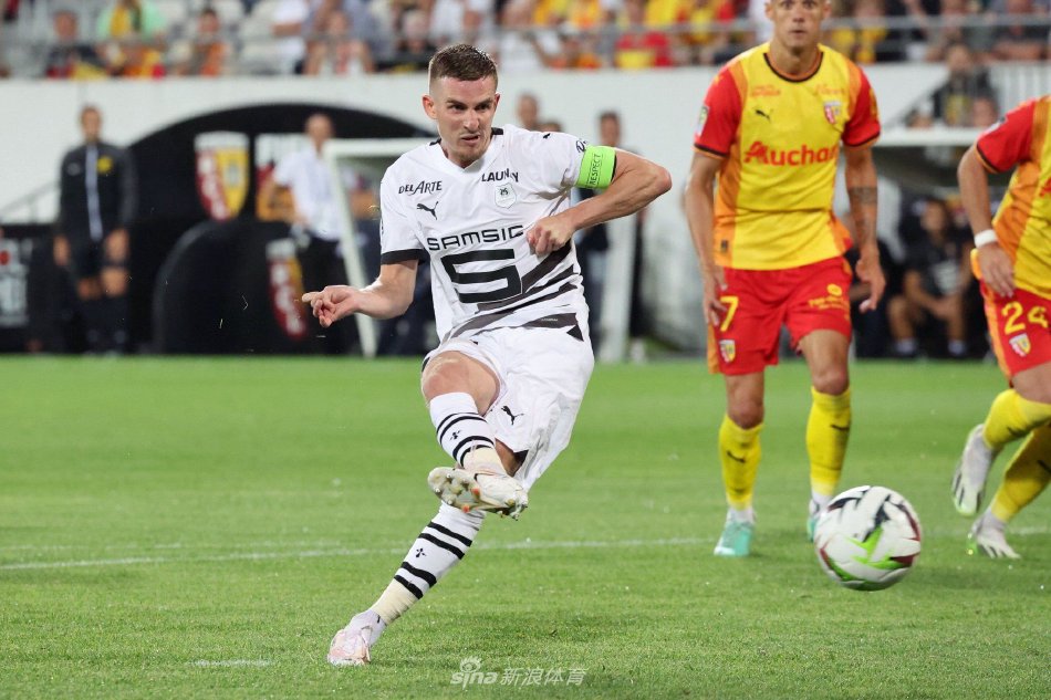 借丘库埃泽 借丘库埃泽